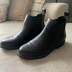 H&M Chelsea Boots